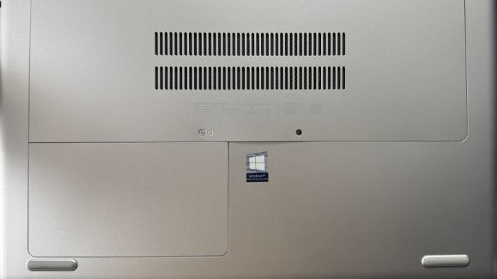 HP 450G5本体の底面