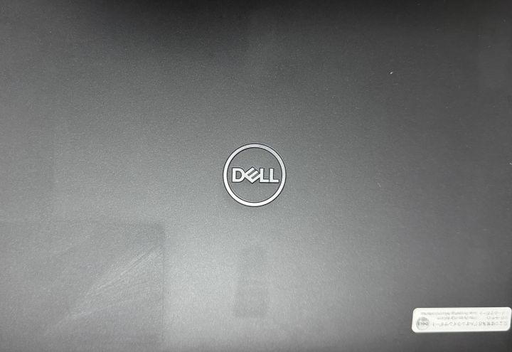 中古 Dell Latitude 7390 の天板デザイン