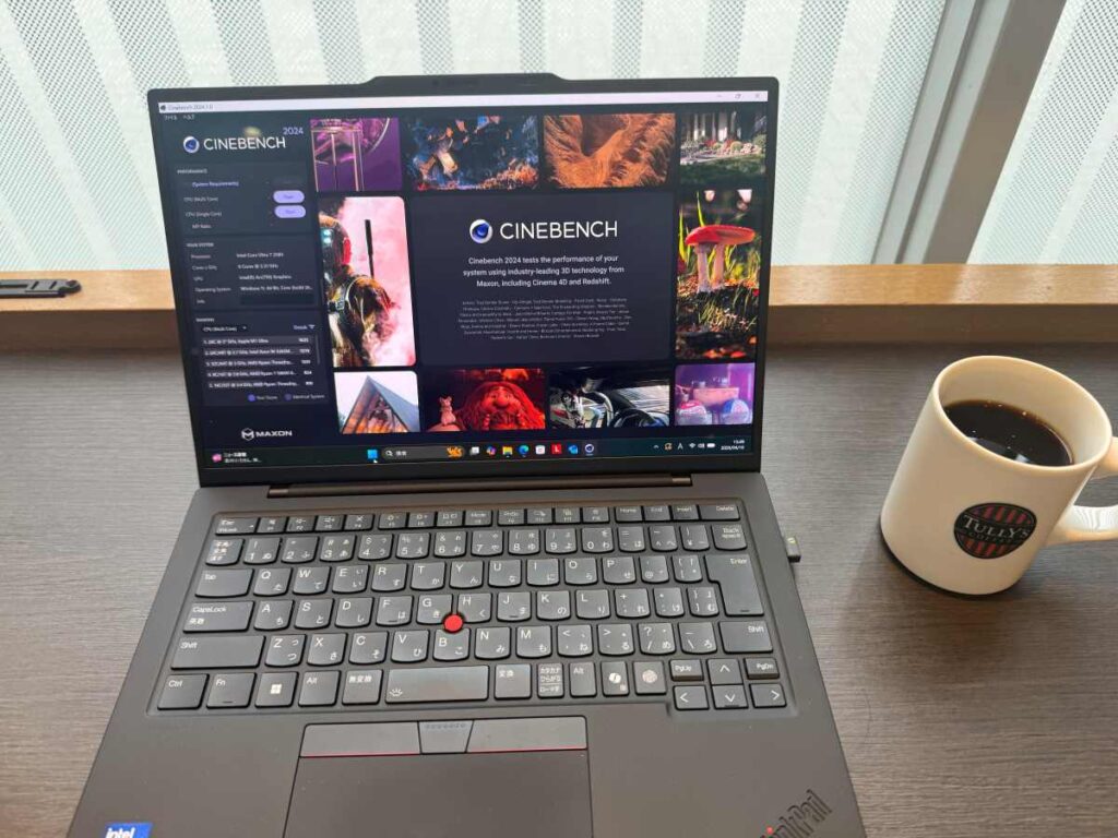 ThinkPad X1 Carbon Gen 13 Aura Edition カフェでの正面表示