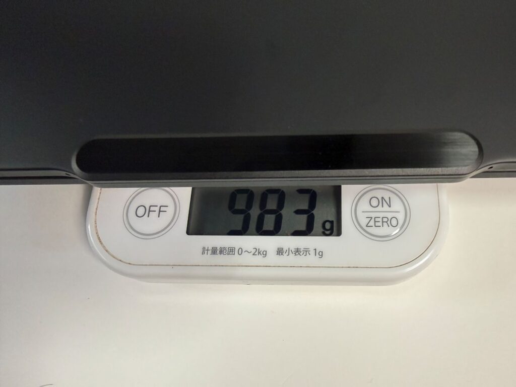 ThinkPad X1 Carbon Gen 13 本体重量 約983g