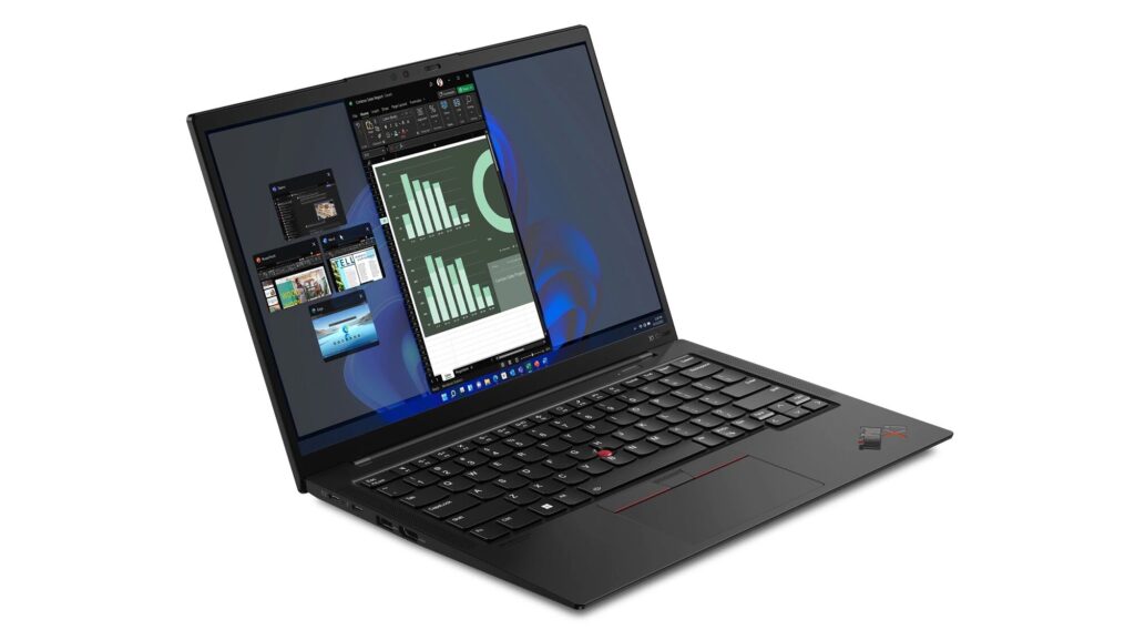 ThinkPad X1 Carbon Gen10の斜め前外観。複数ウィンドウを表示した作業用ノートPCのイメージ