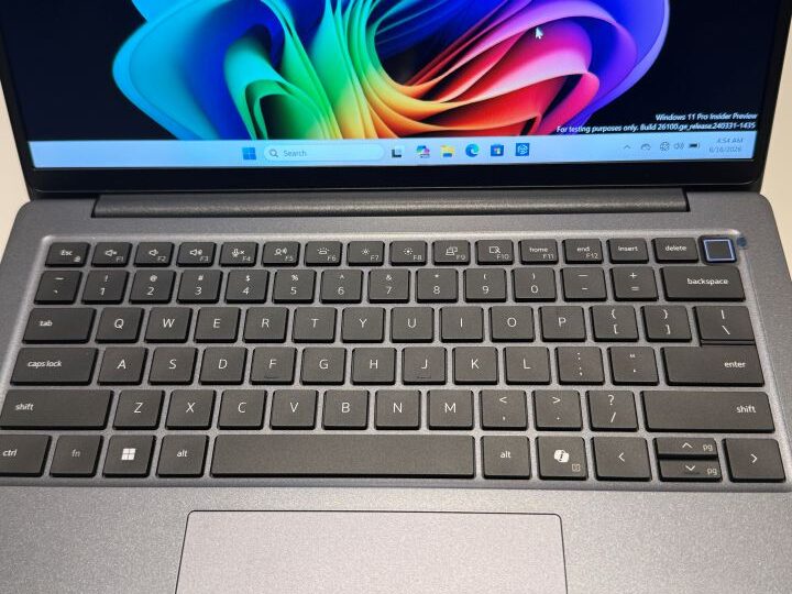 Dell Pro 3シリーズ14のキーボード